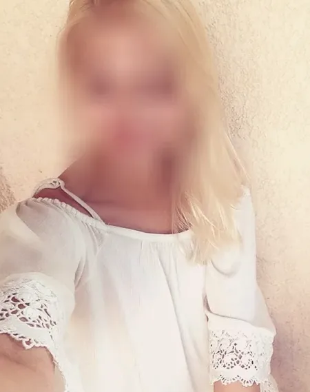 Aava, 34