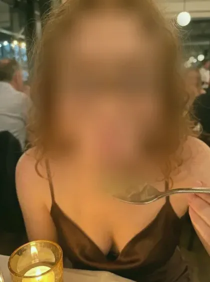 Ekaterina, 25