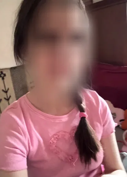 Hanna, 25