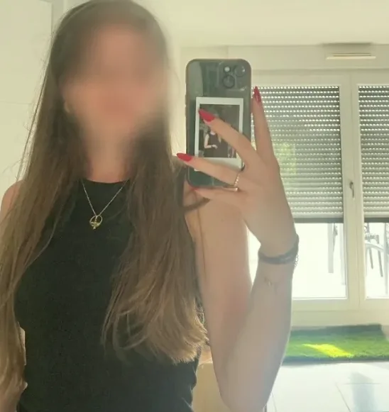 Karoliina, 27