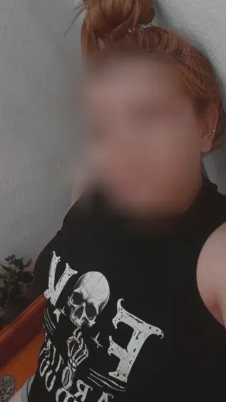 Paula, 35