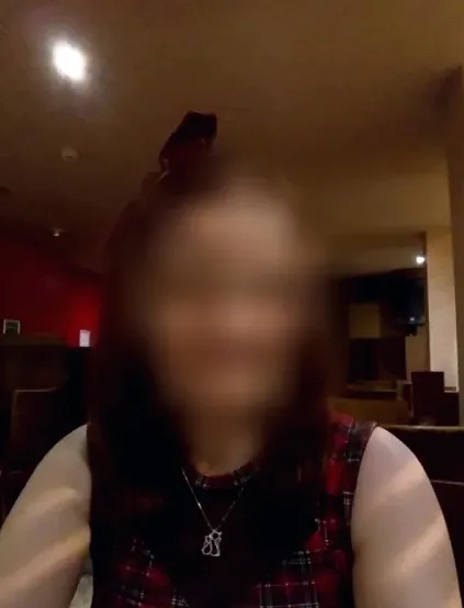 Paula, 38