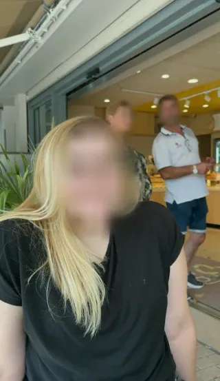 Yasmin, 21